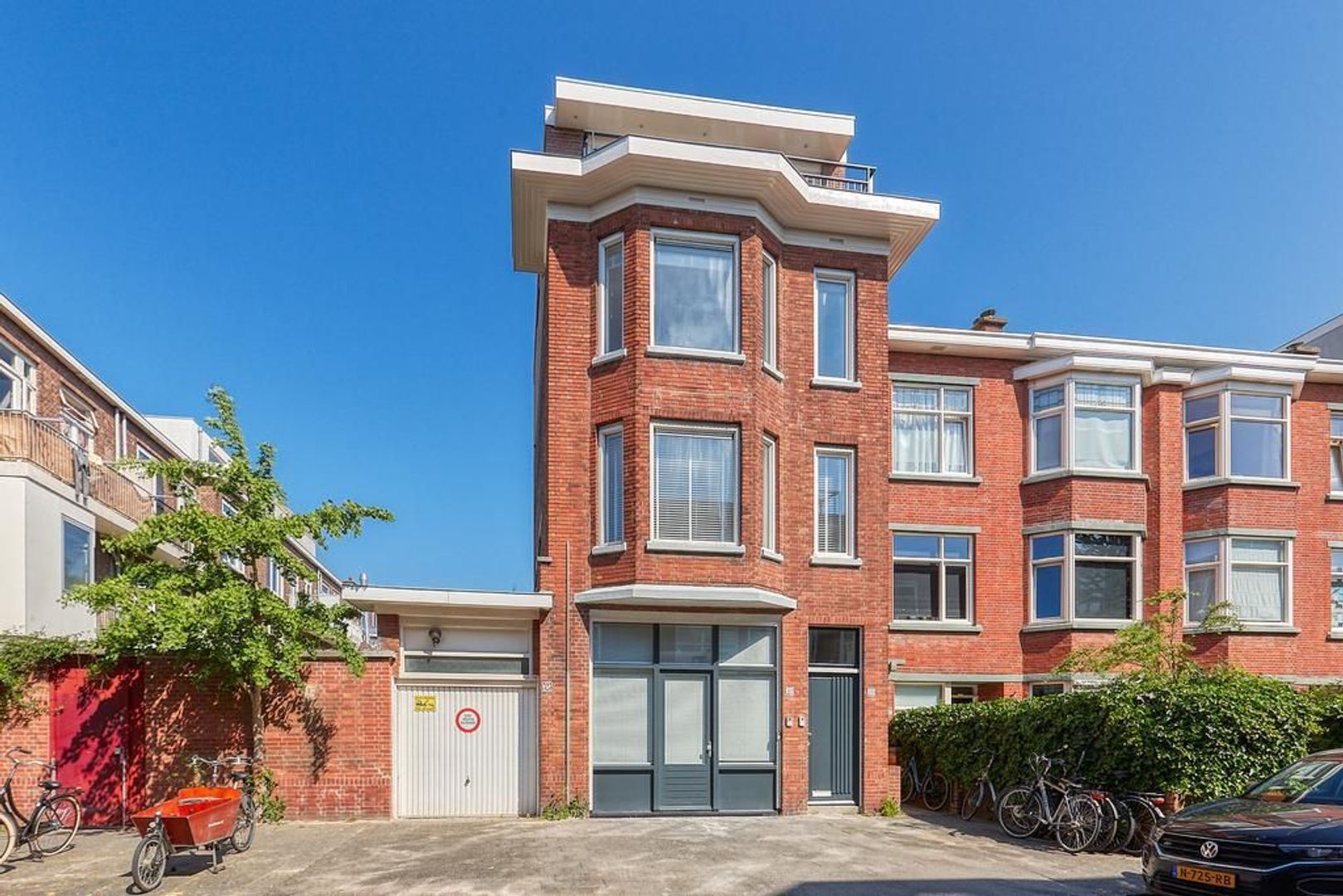 Perenstraat 321, Den Haag foto-32 blur
