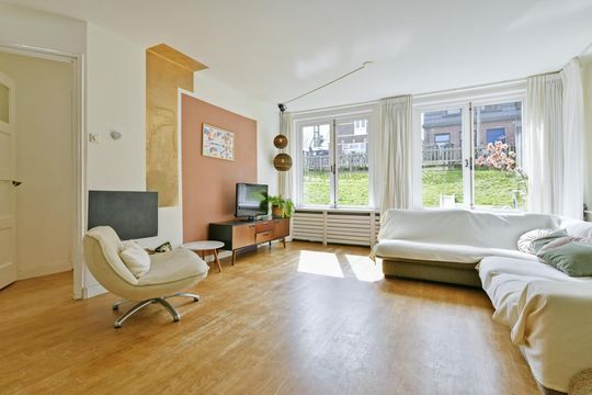 Oostzanerdijk 76, Amsterdam foto-3 thumb