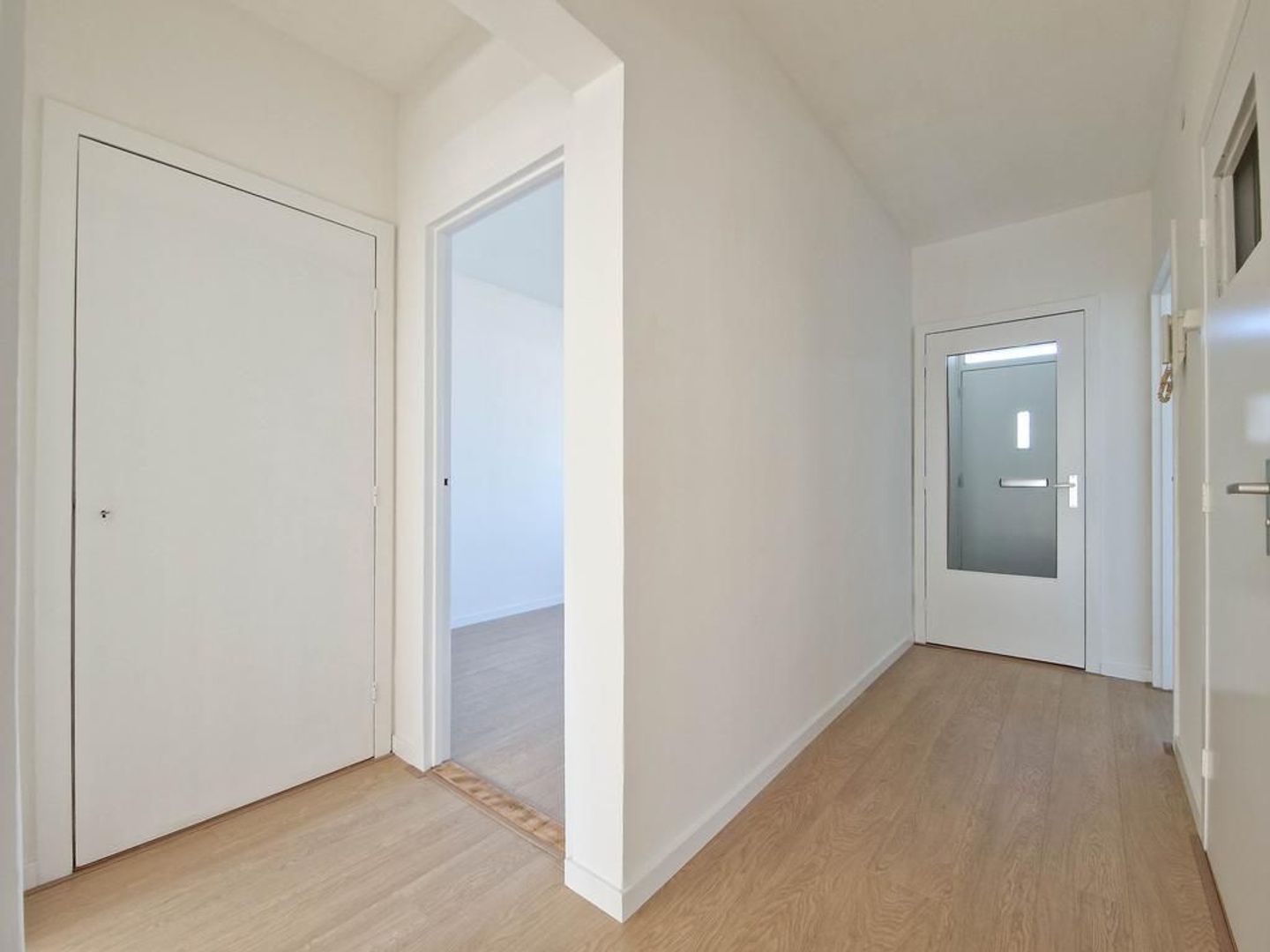 Volendamlaan 851, Den Haag foto-10