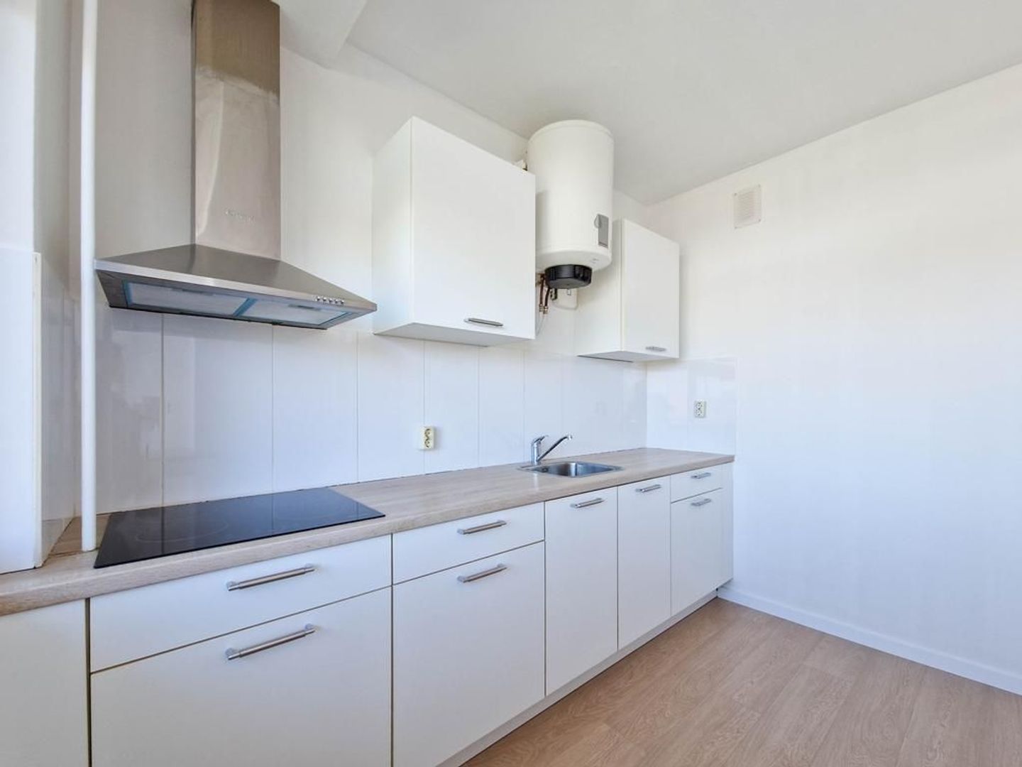Volendamlaan 851, Den Haag foto-9