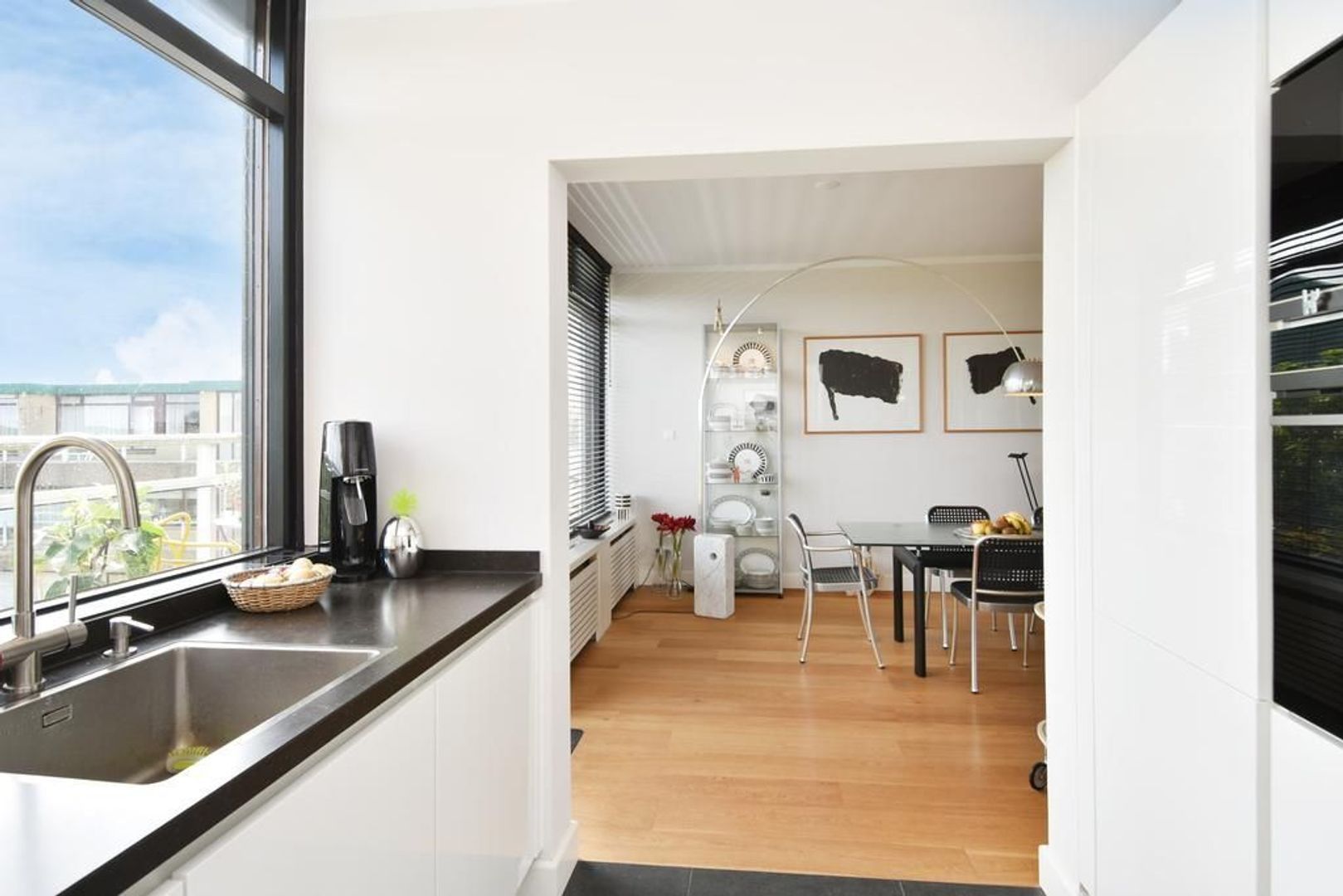 Cees Laseurlaan 303, Den Haag foto-5