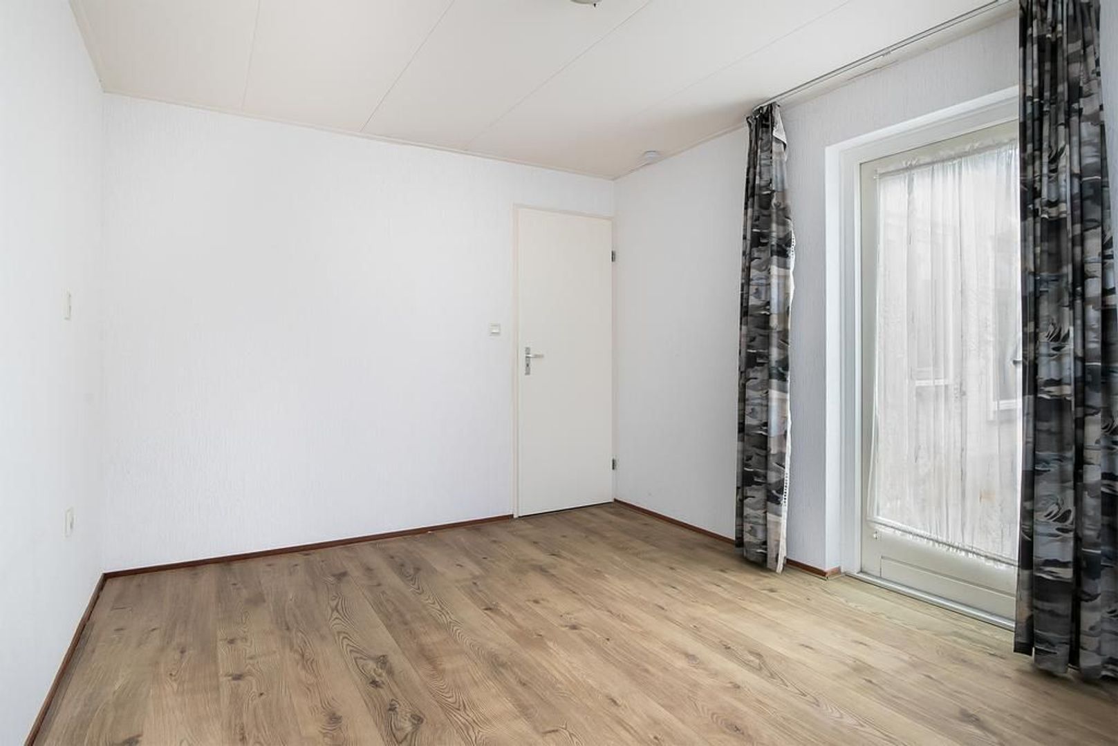 Eendrachtstraat 1, Lewedorp foto-10