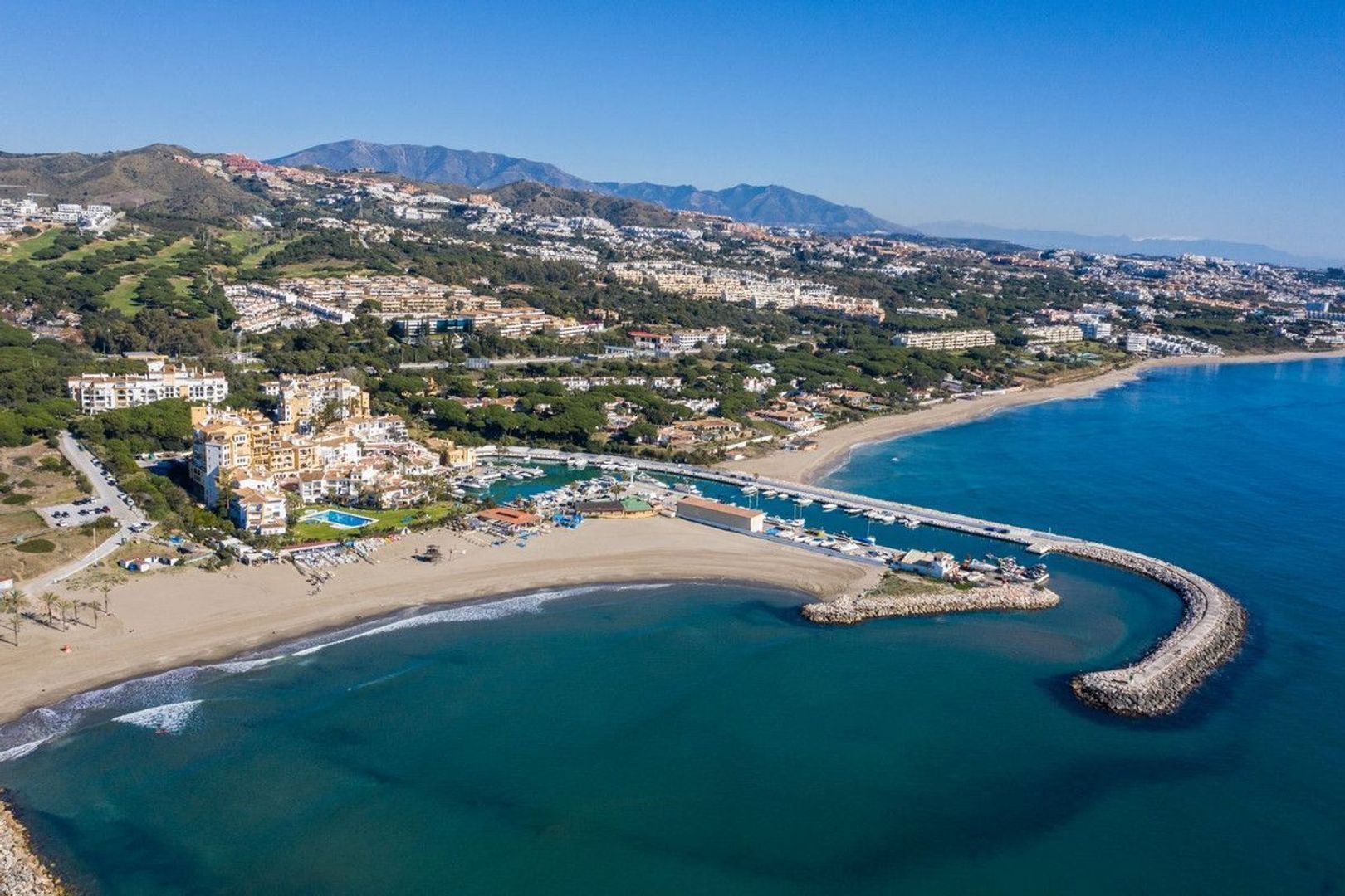 Cabopino, Appartement EUR 315.000 foto-0