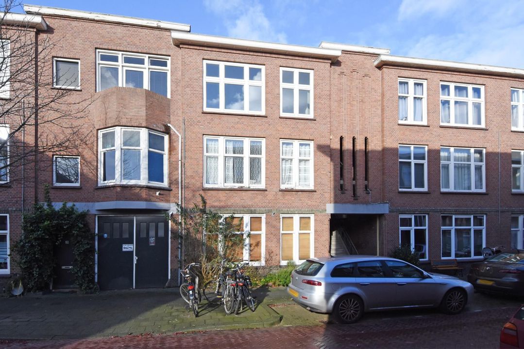 Rhododendronstraat 31, Den Haag