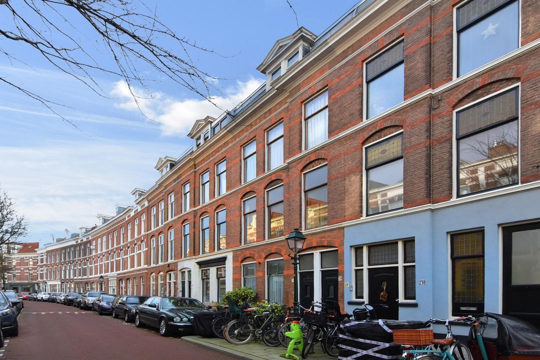 Obrechtstraat 236, Den Haag