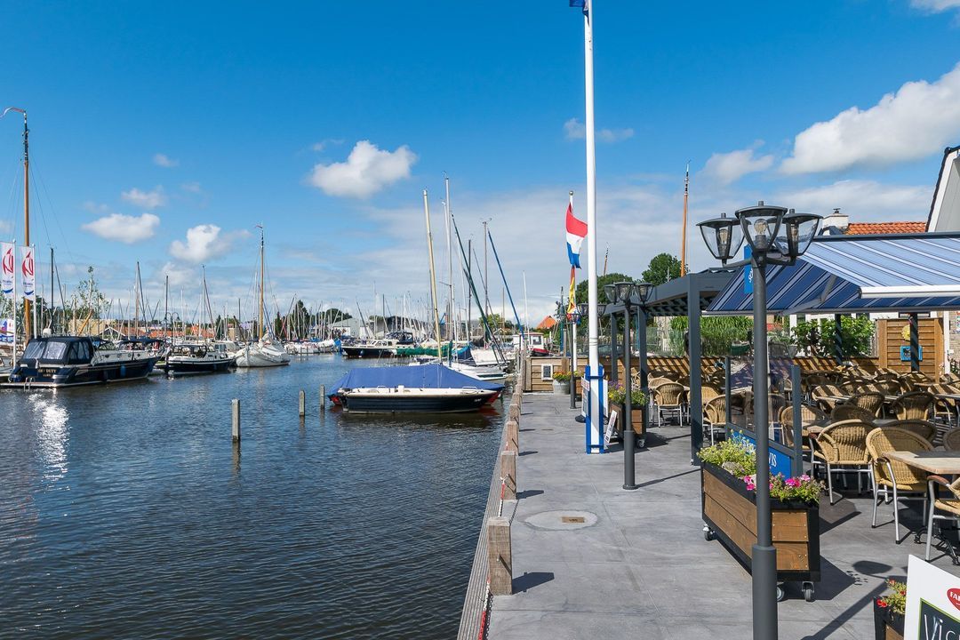 Helling 44, Heeg foto-22