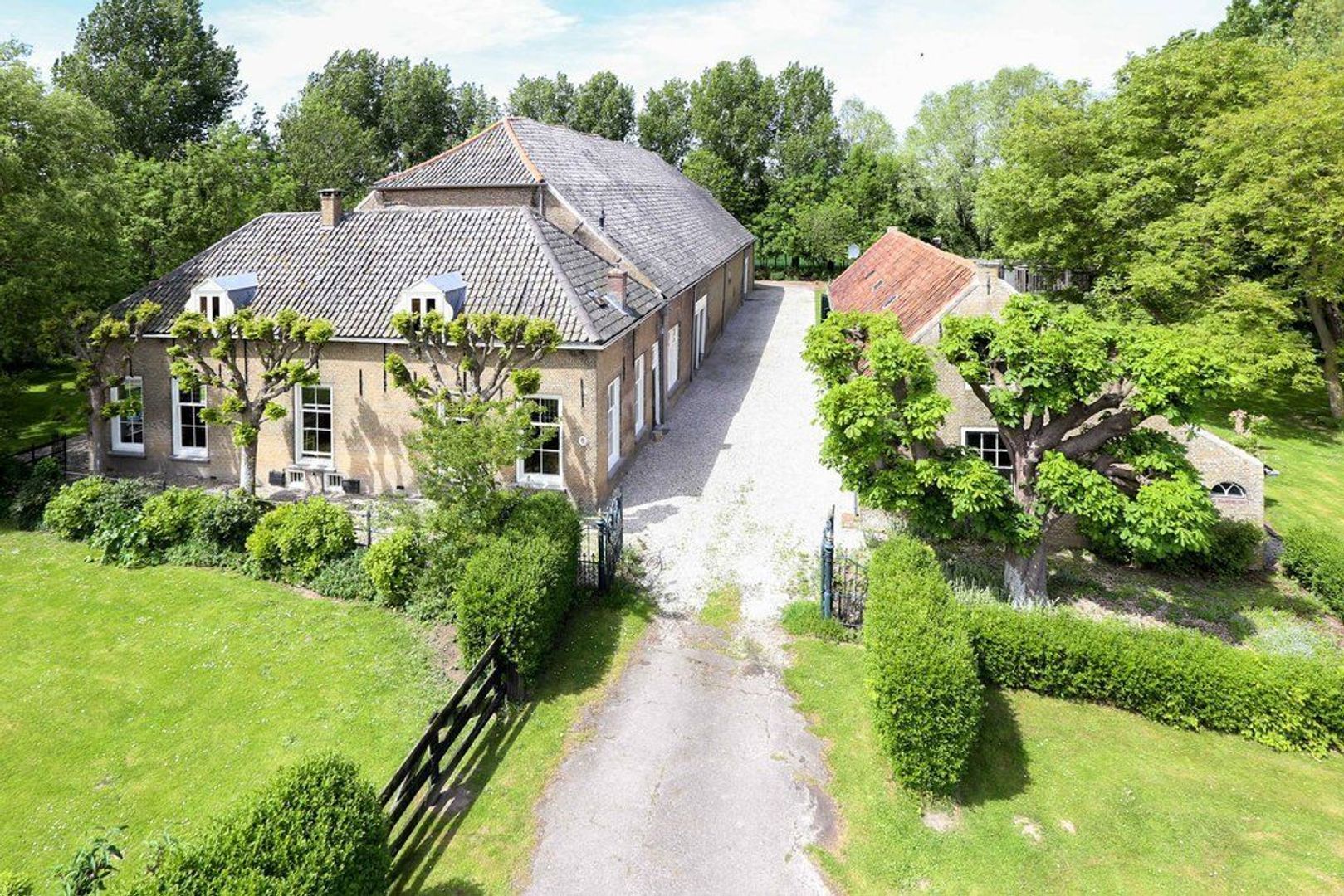 Gebrokendijk 6, Goudswaard