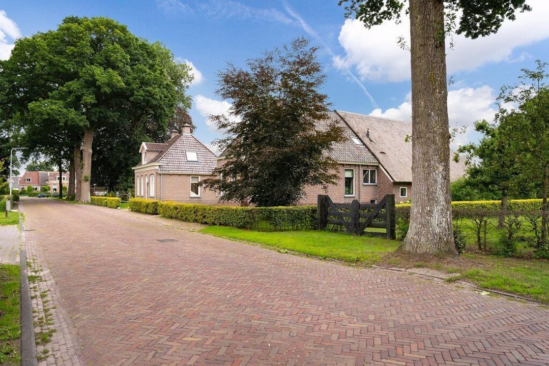 Dorpsstraat 60, Nijeveen foto-1