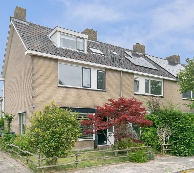 Meeuwenlaan 25, Leiderdorp