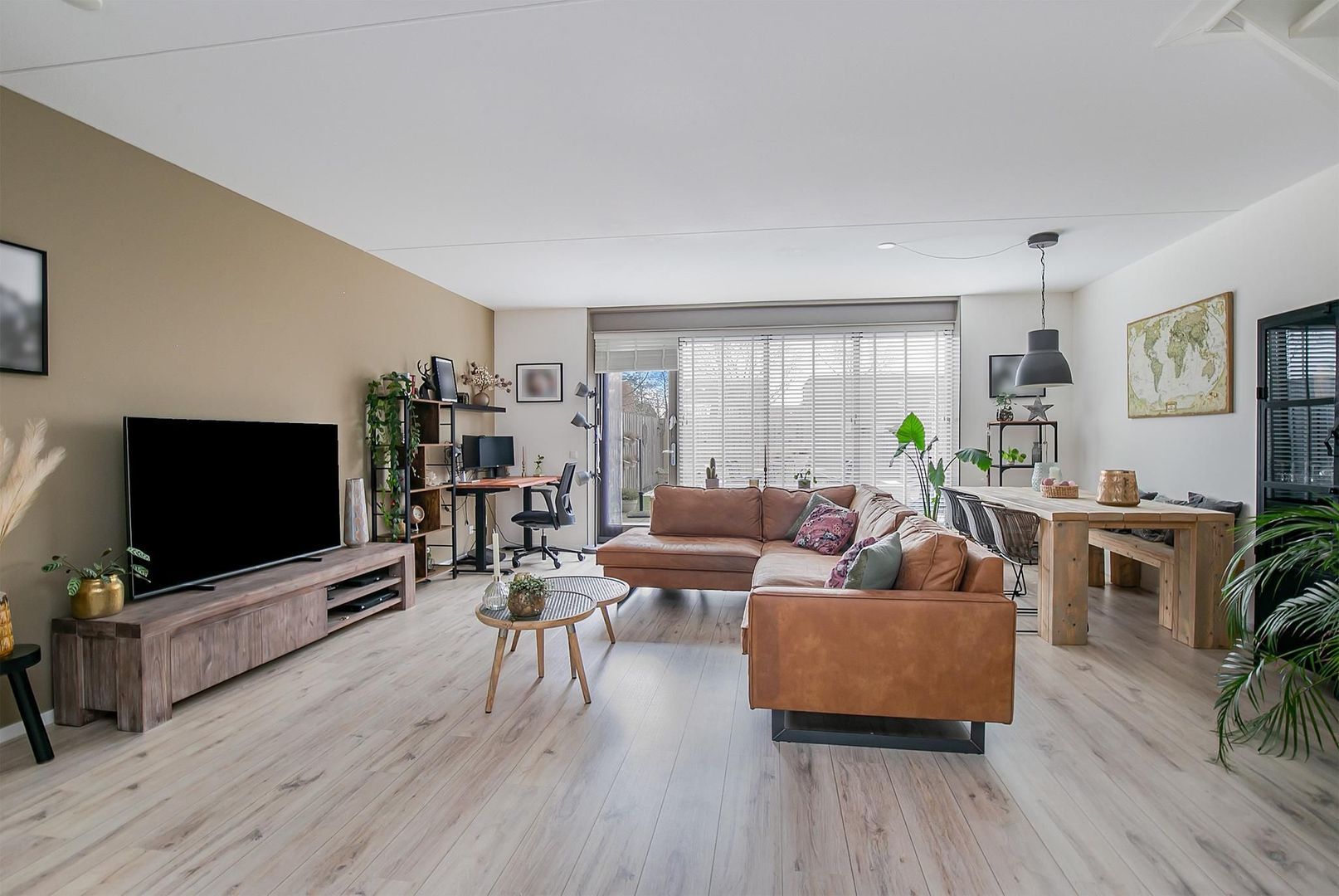 Athenelaan 167 R, Nieuw-Vennep foto-3