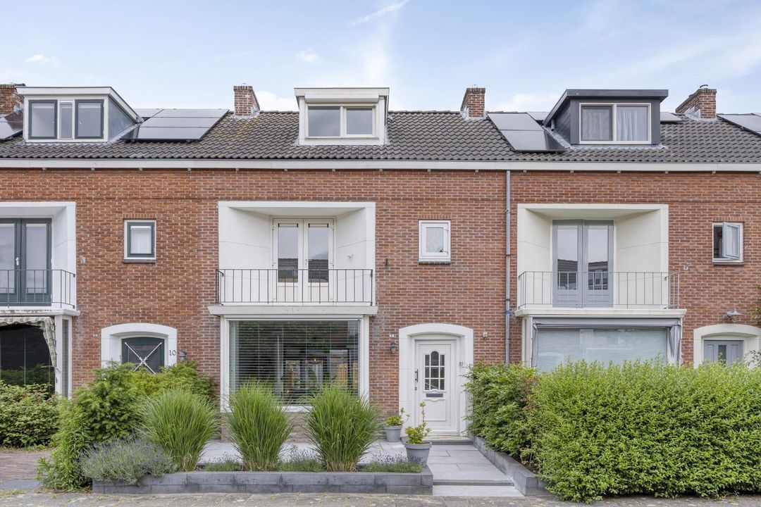 Fresiastraat 8, Lisse