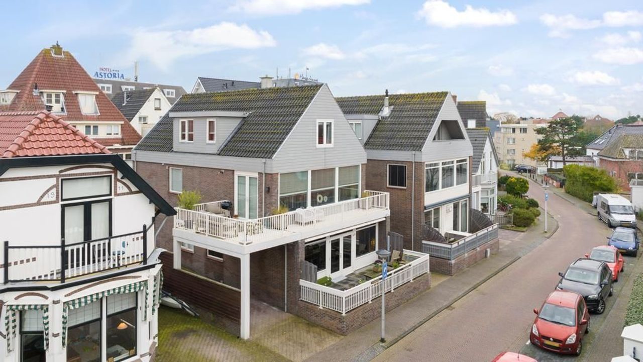 Katenblankweg 8 a<br/><small>€ 689.000 k.k.</small>