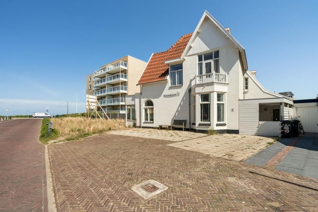Rembrandtweg 1 *<br/><small>€ 2.150.000 v.o.n.</small>