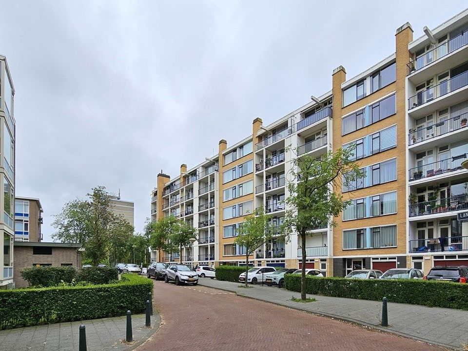 Landréstraat 1055, Den Haag