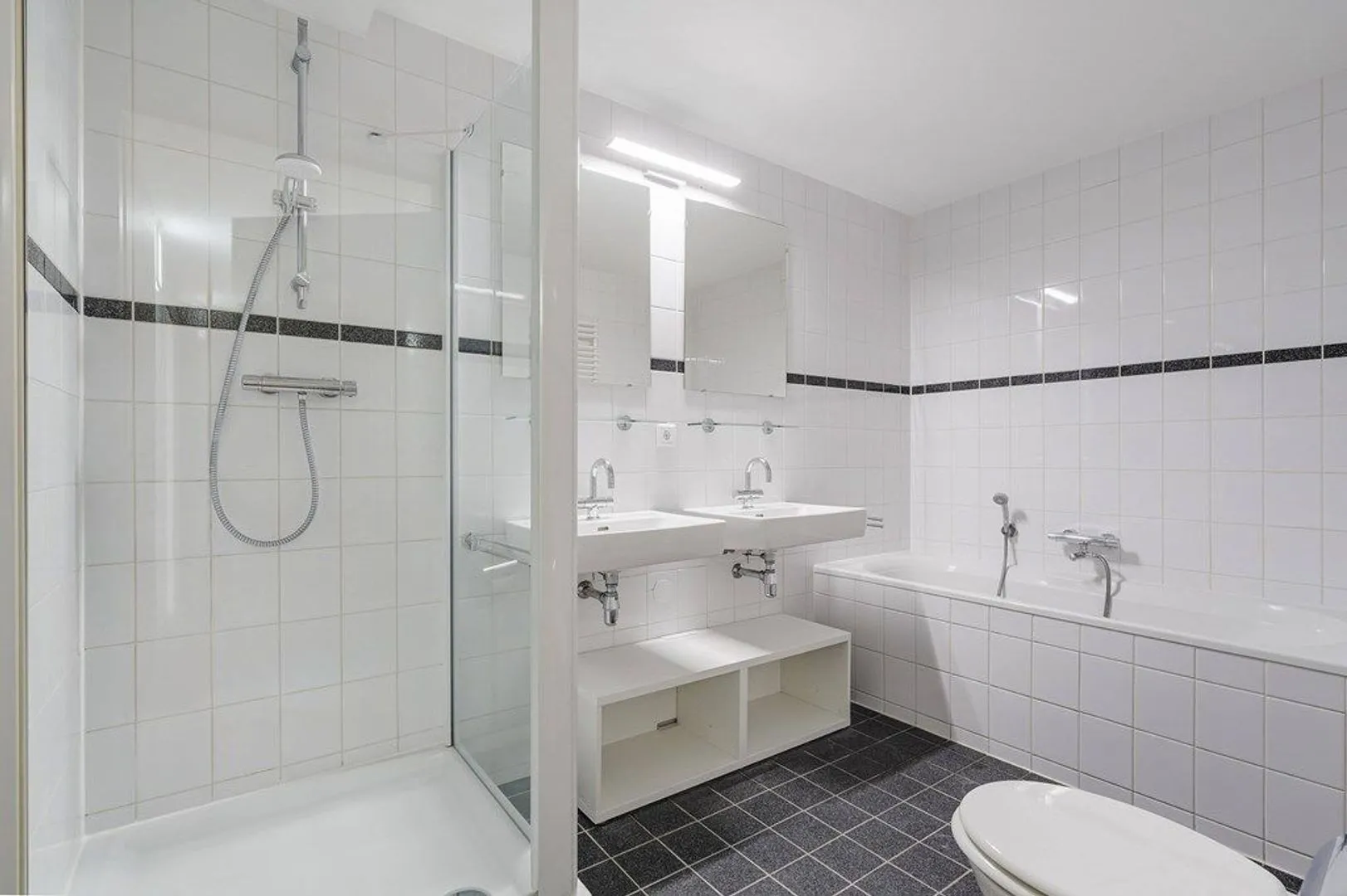 Prins Willem-Alexanderweg 245, Bovenwoning in Den Haag - Verra Makelaars