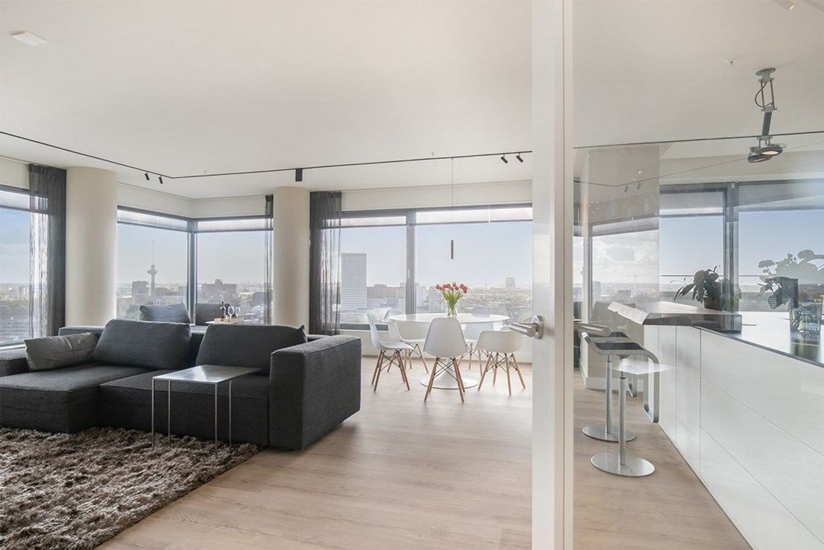 Baan 52 M, Rotterdam foto-2