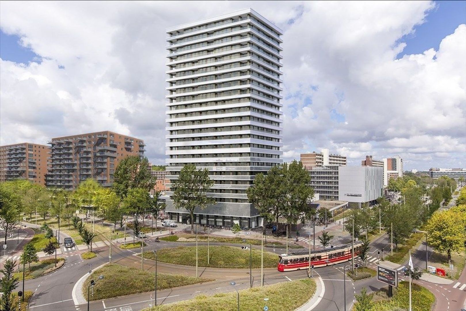 Martinus Nijhofflaan 2 M2, Delft foto-0