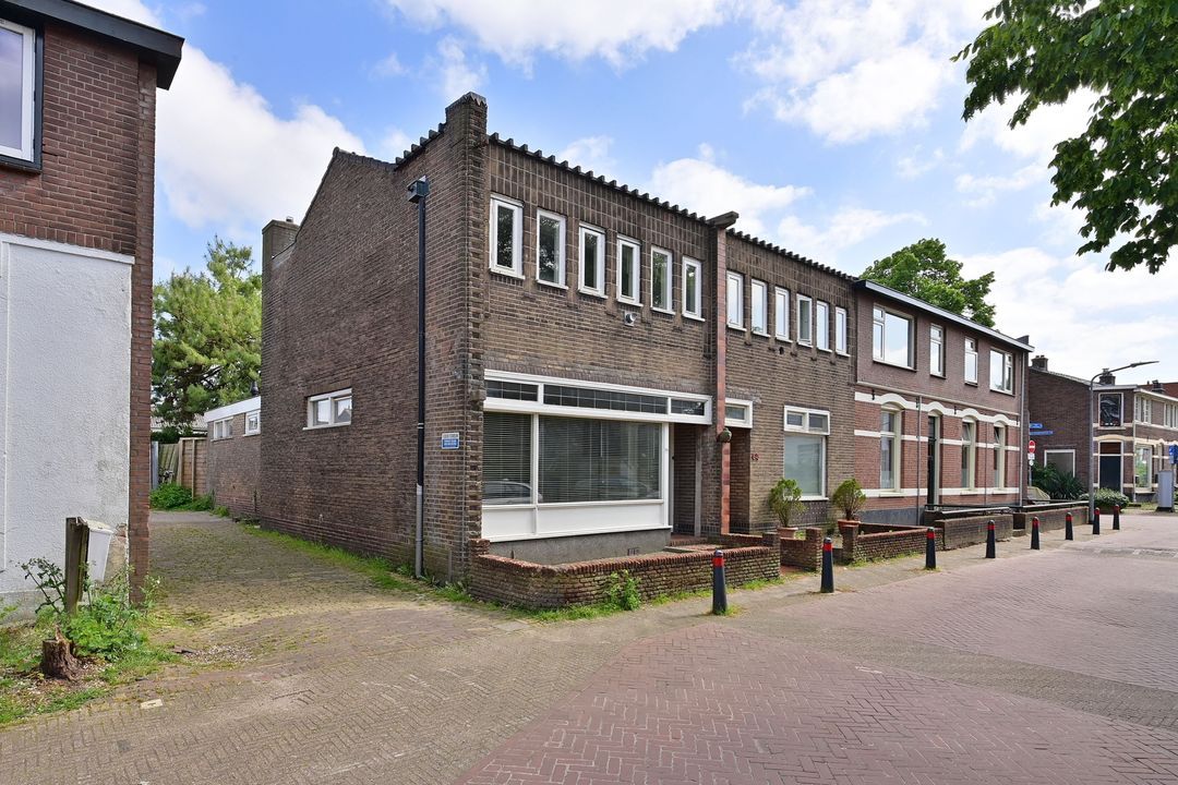 Hoge Larenseweg 66, Hilversum