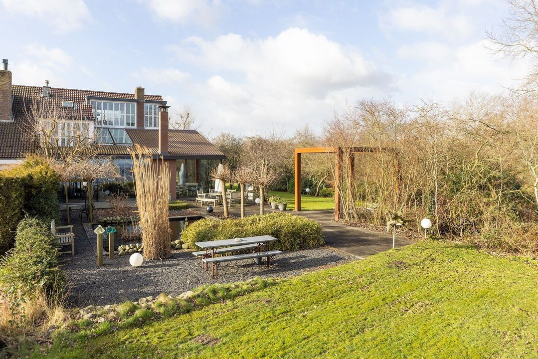 Travers 29, Naarden foto-2