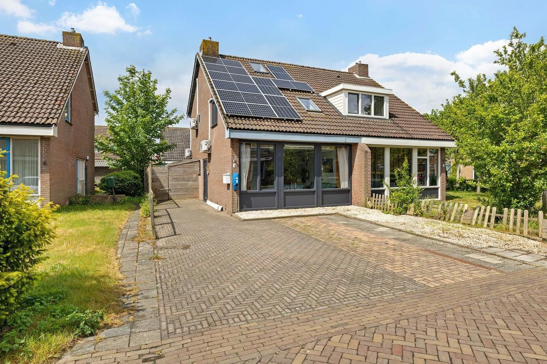 Sinteblom 4, Schiermonnikoog