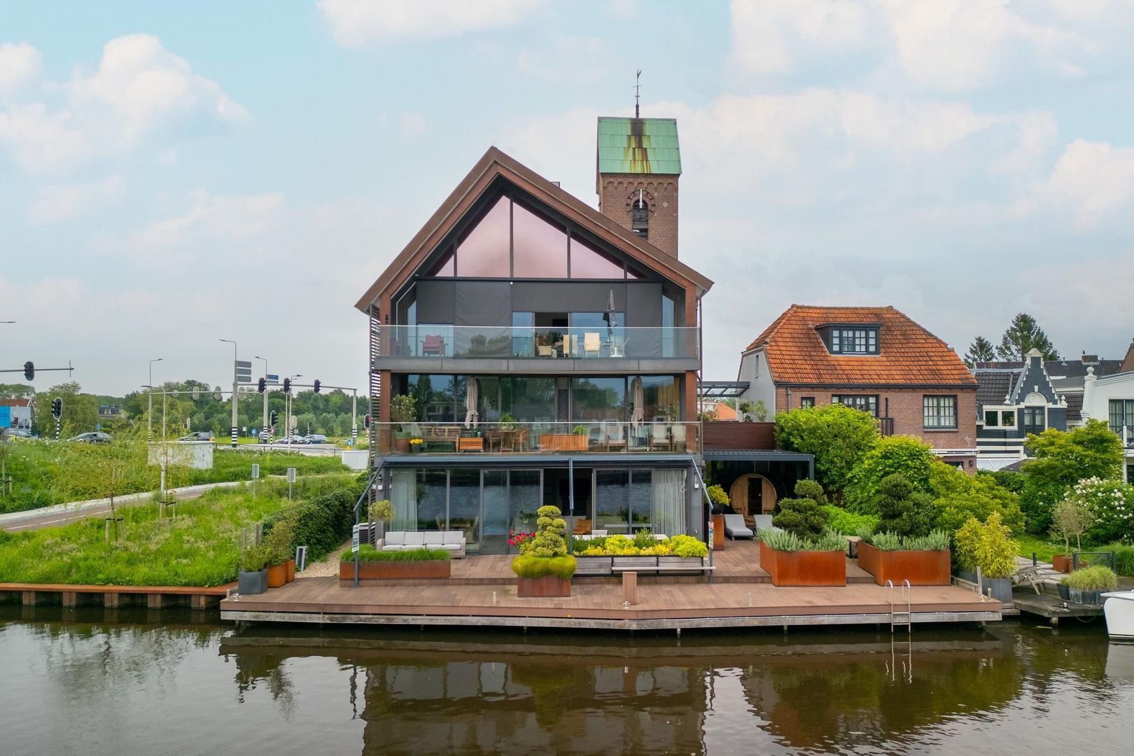 Hoger Einde-Zuid 22, Ouderkerk Aan De Amstel foto-1 blur