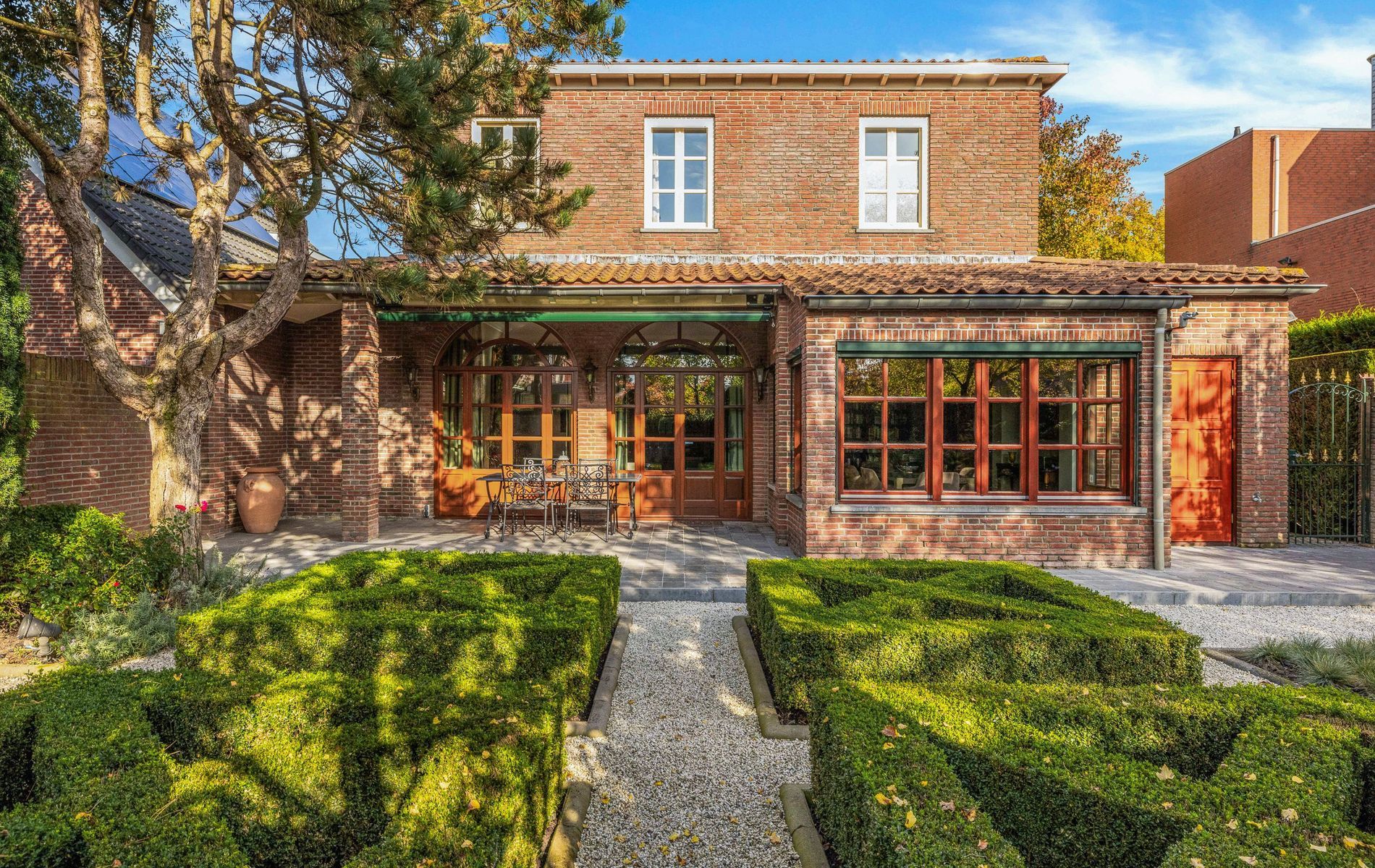 De Hoge Bogerd 5, Hendrik-Ido-Ambacht