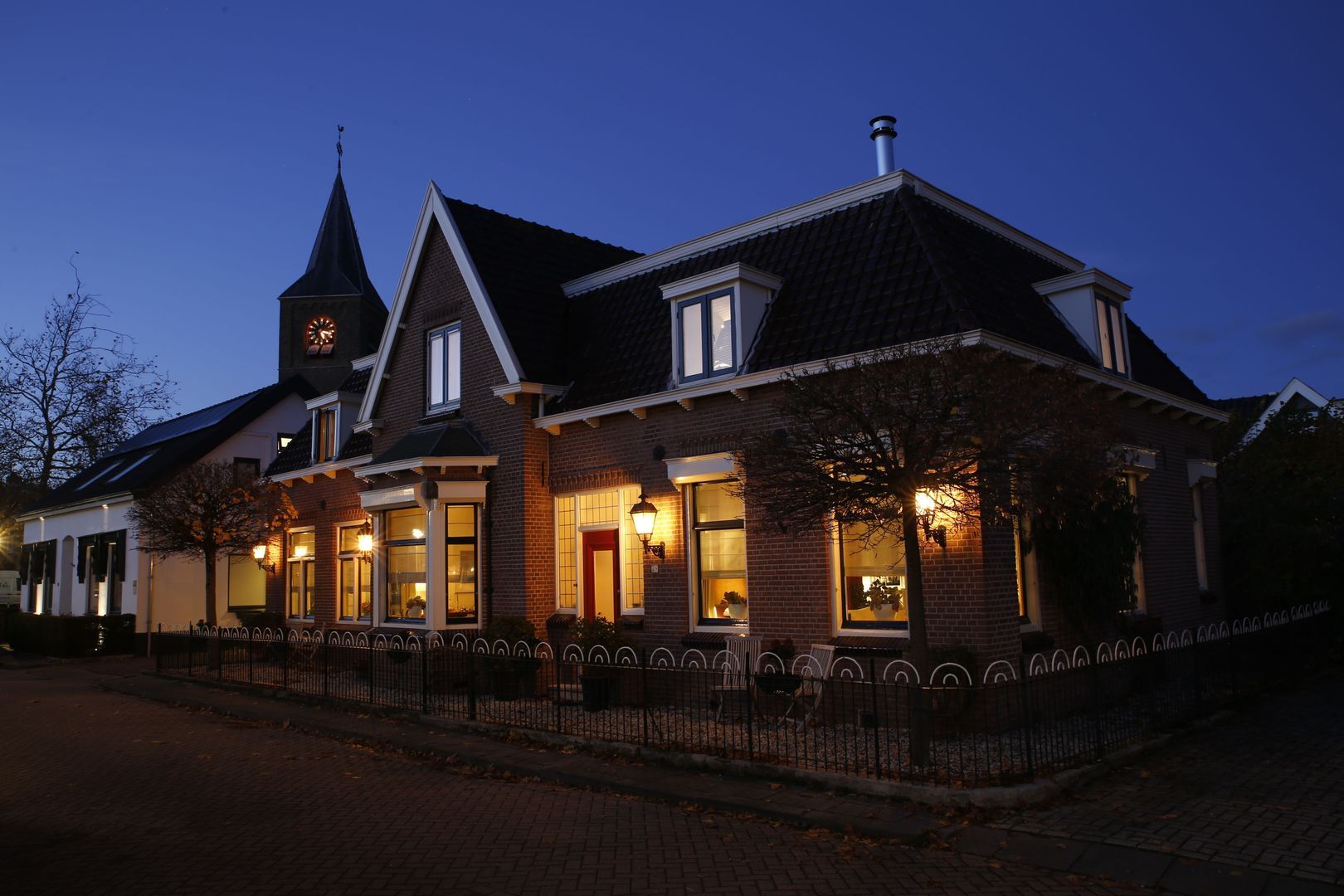 Dorpsstraat 49, Hendrik-Ido-Ambacht foto-1