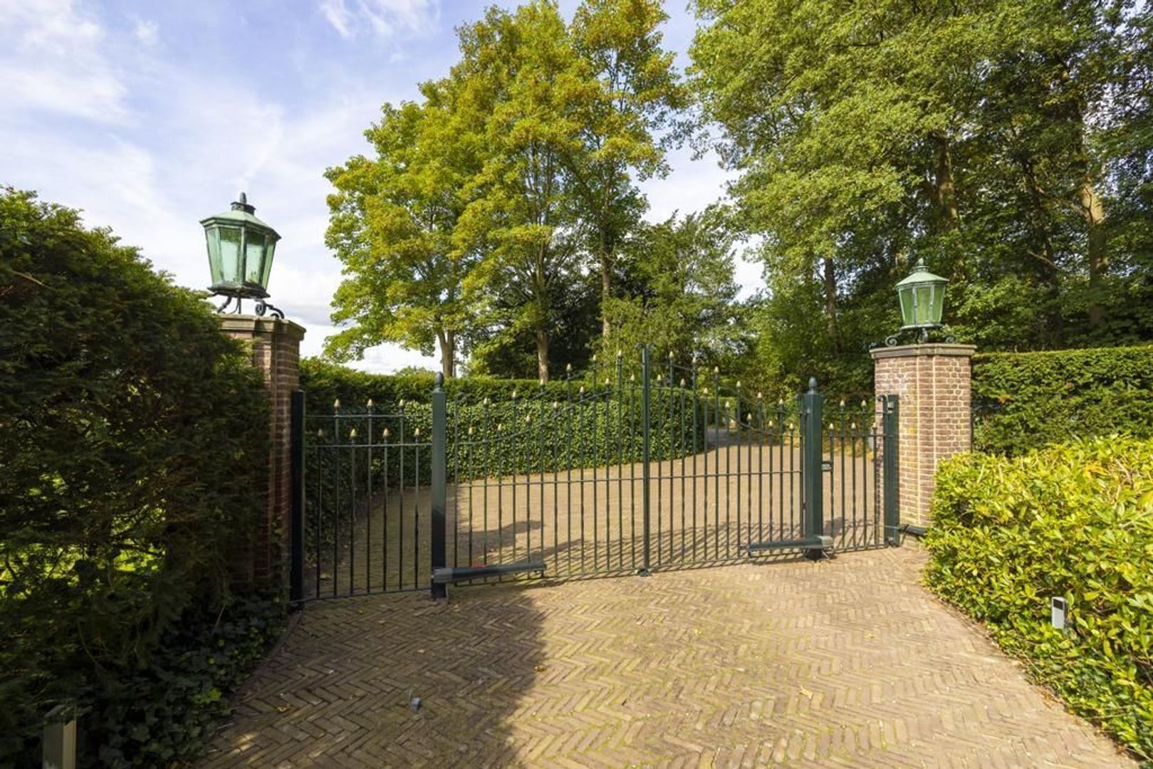 Lookersdijk 2 image 1