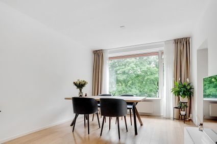 Julianaplantsoen 145, Diemen foto-5
