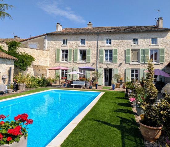 Valence-en-Poitou, Valence-en-Poitou