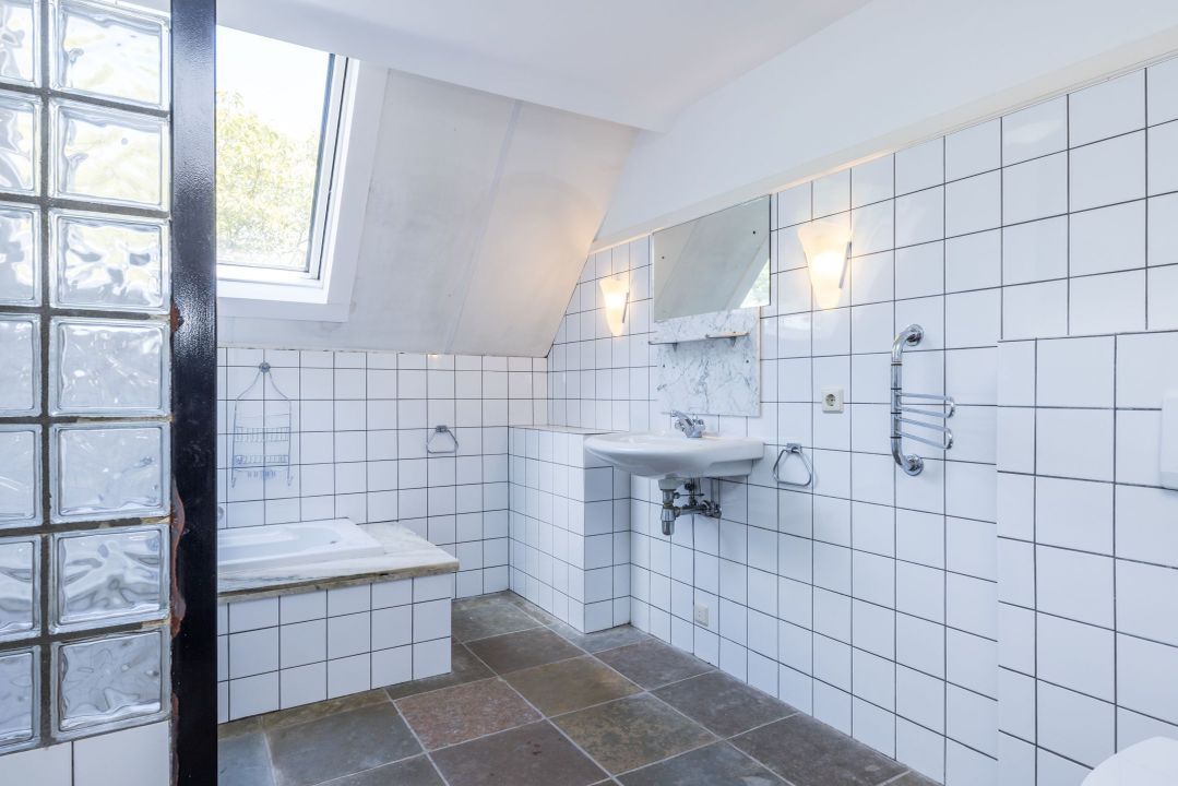 Ruscher 1 image thumbs 1