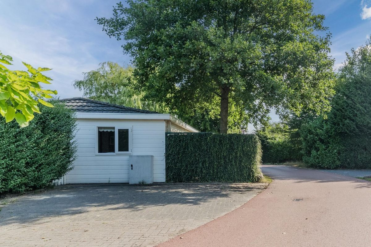 Raakeindse Kerkweg 71-b10 Photo Blur 0
