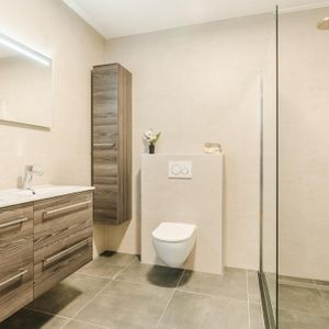 Jonkheer 8 Photo 2