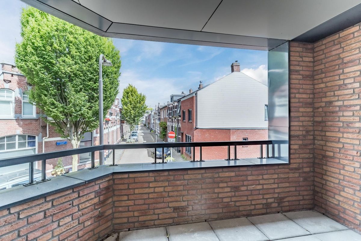 Rozenstraat 92 Photo Blur 5