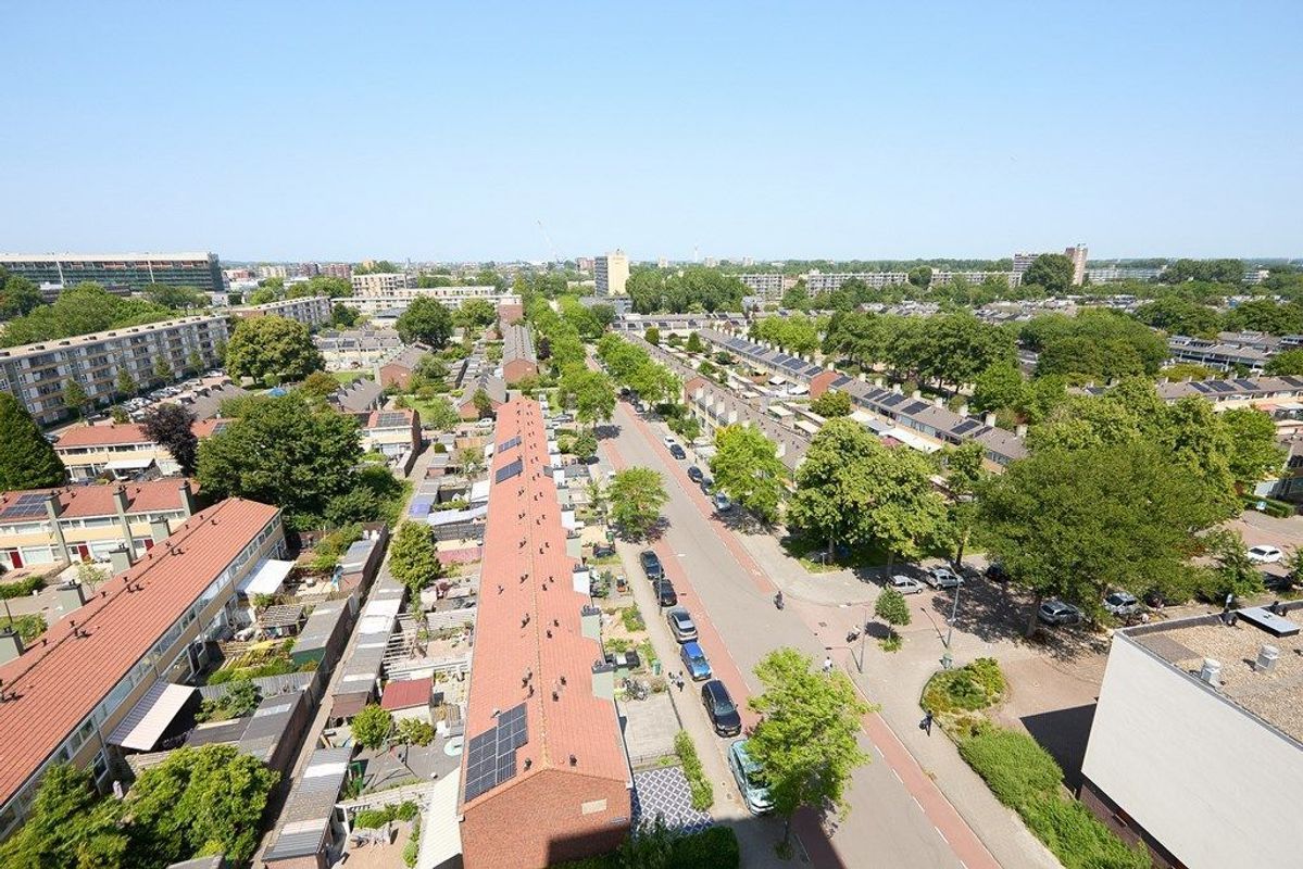 Edward Jennerstraat 392 Photo Blur 24