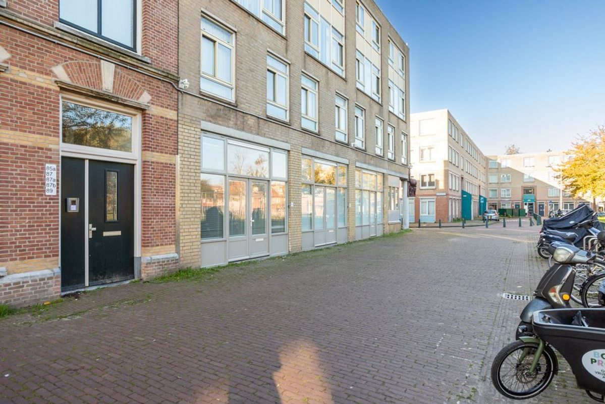 Suze Robertsonstraat 85 Photo Blur 0