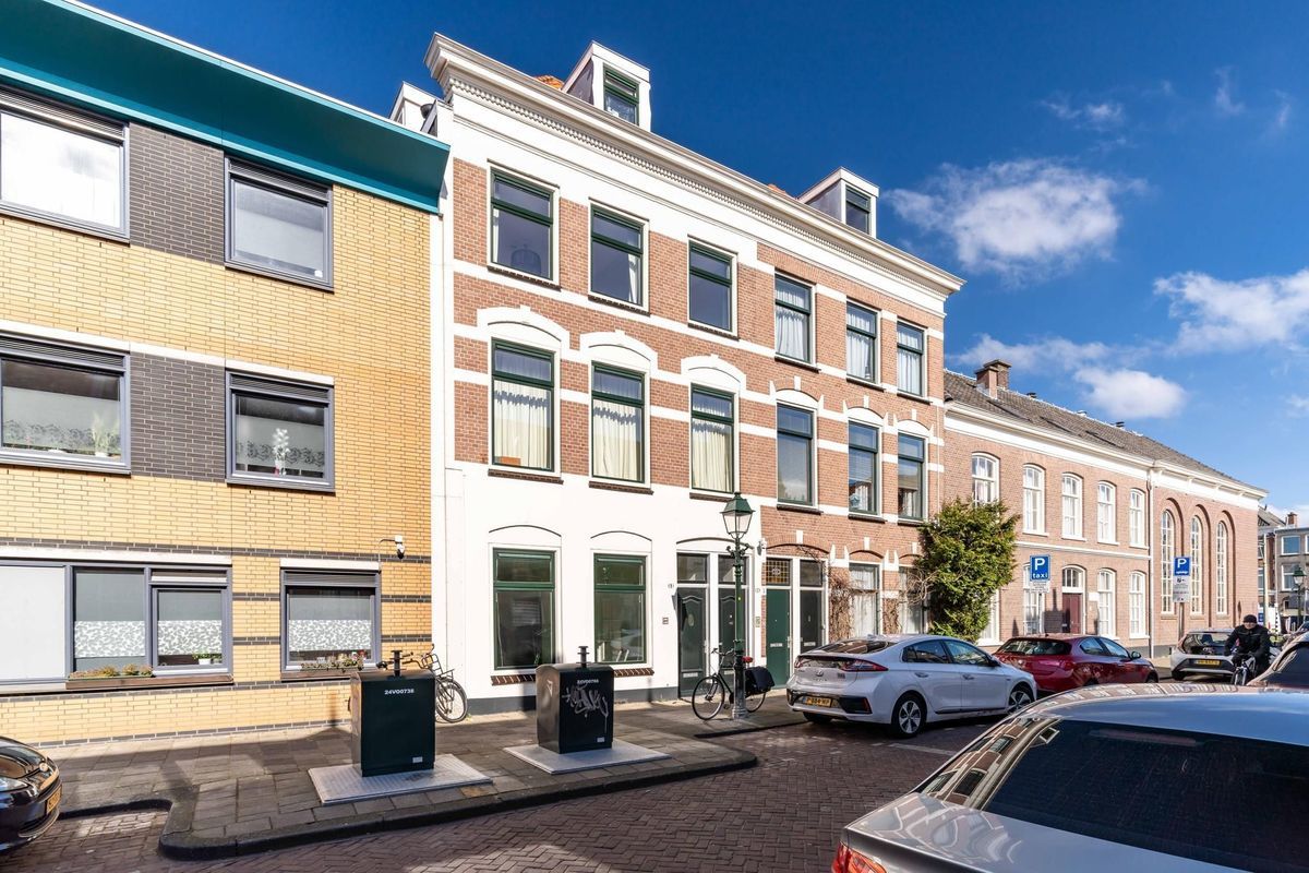 Chassestraat 7-B Photo Blur 0