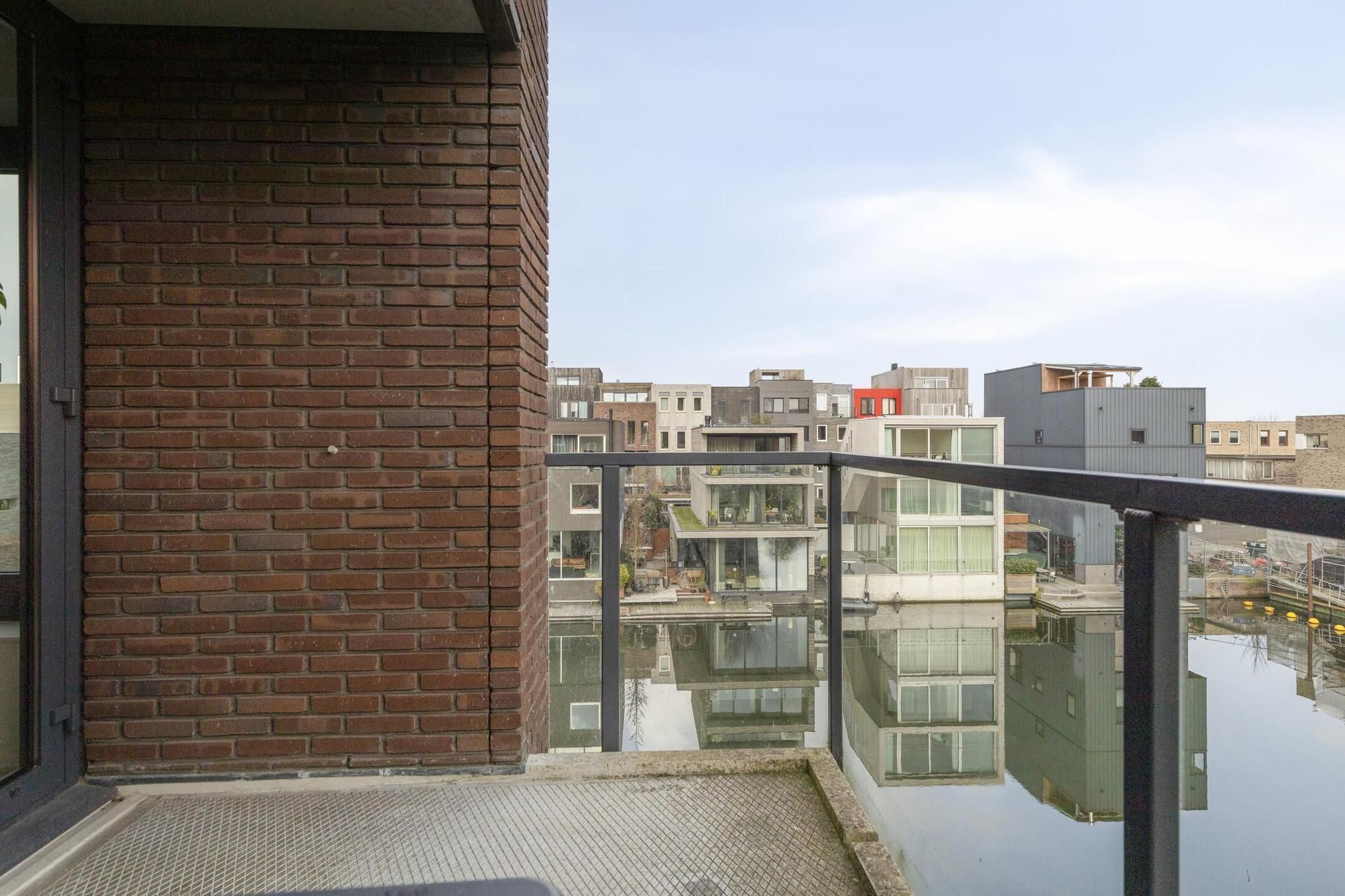 Erich Salomonstraat 579 Photo Blur 4