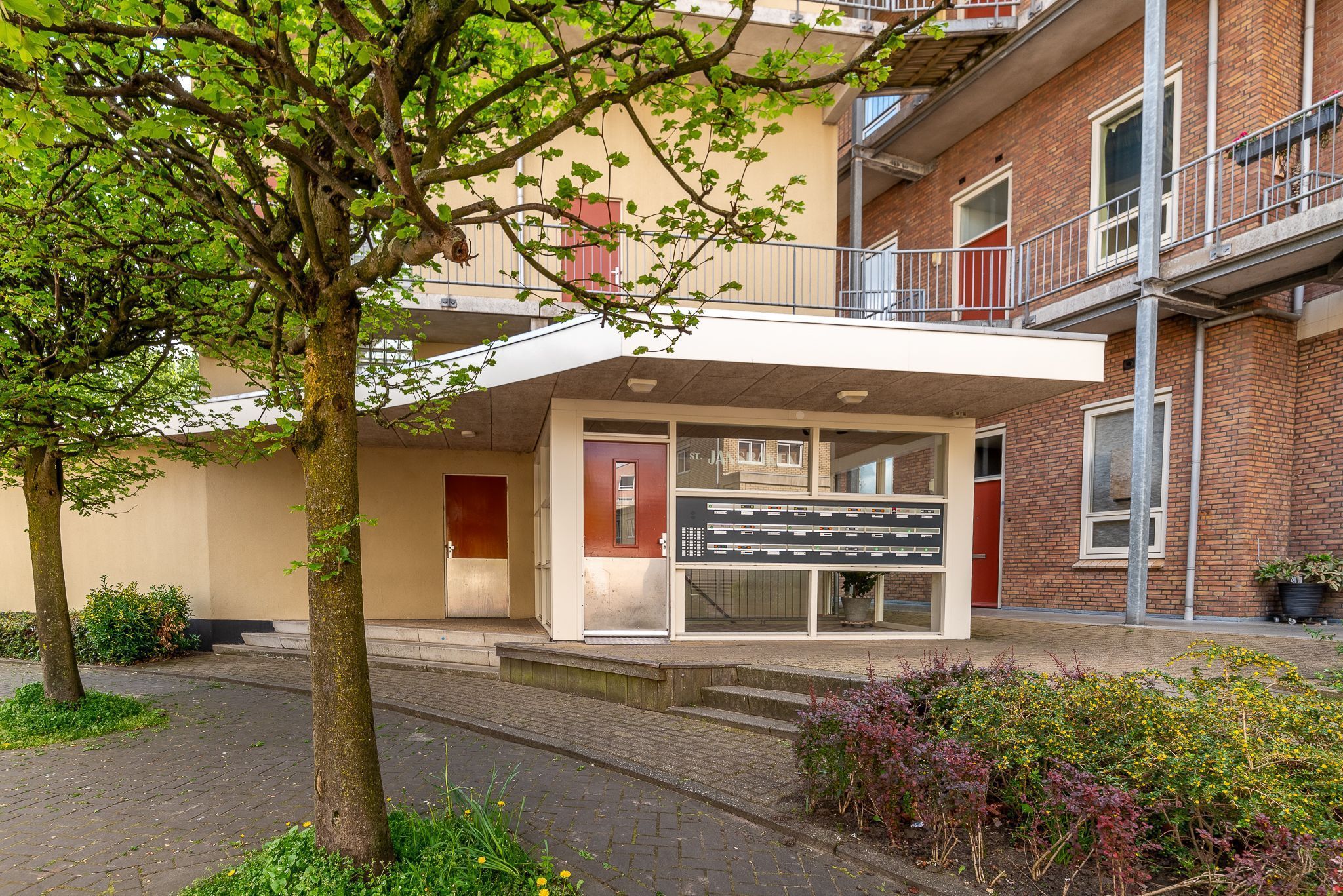 Kapelaan Gerrit Grootstraat 38 Photo Blur 32