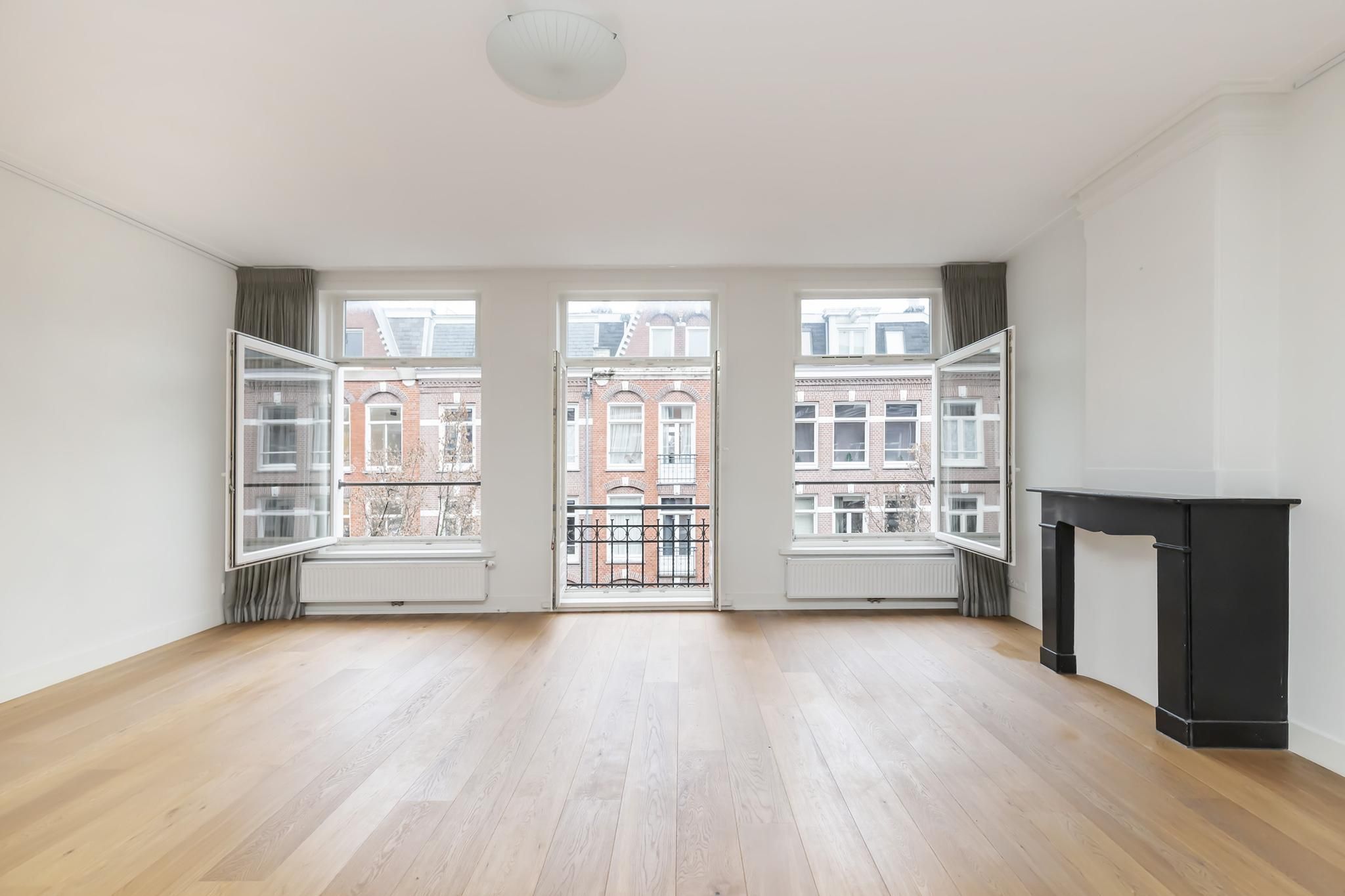 Cornelis Anthoniszstraat 463 Photo Blur 0
