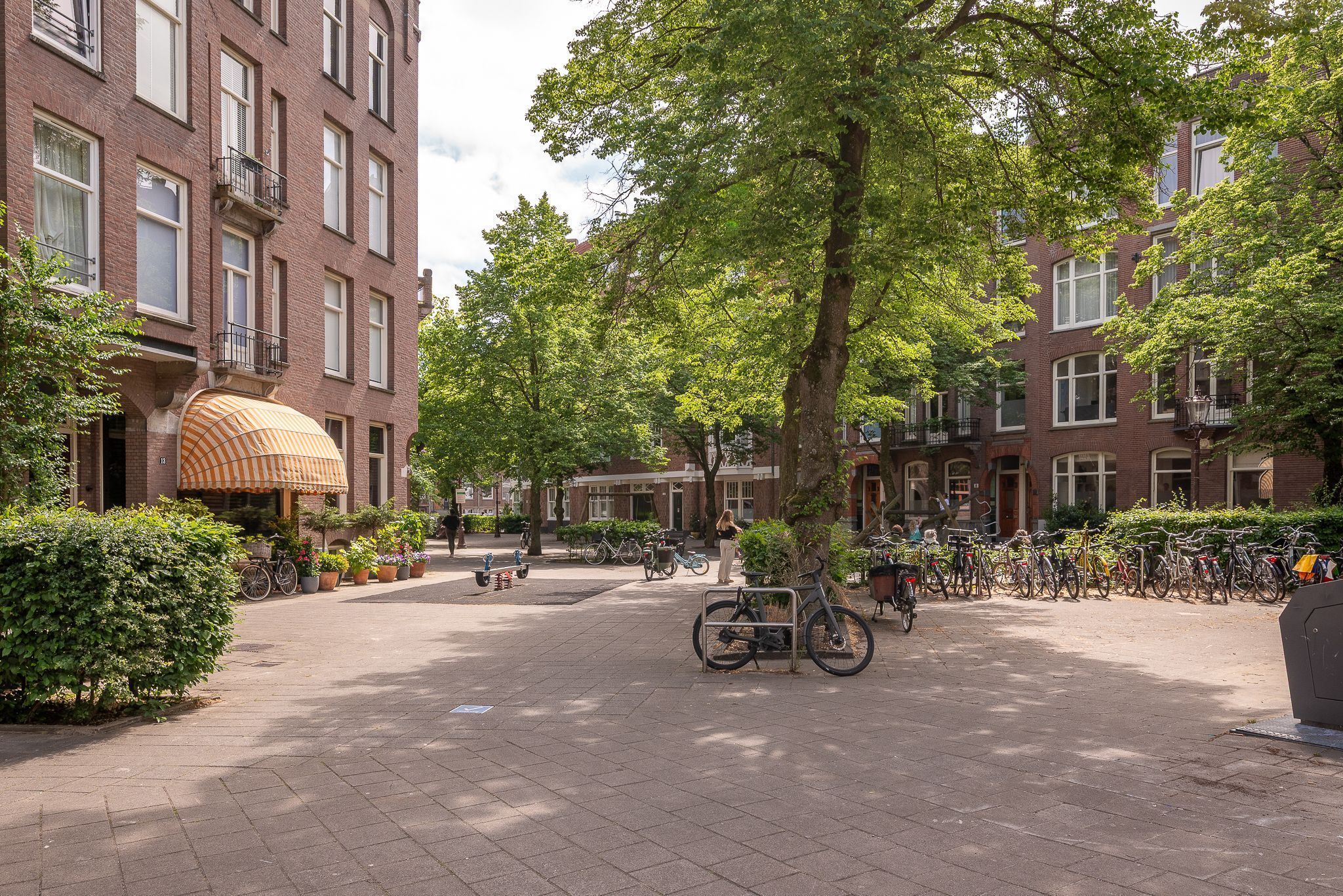 Johannes Verhulststraat 164H Photo Blur 54