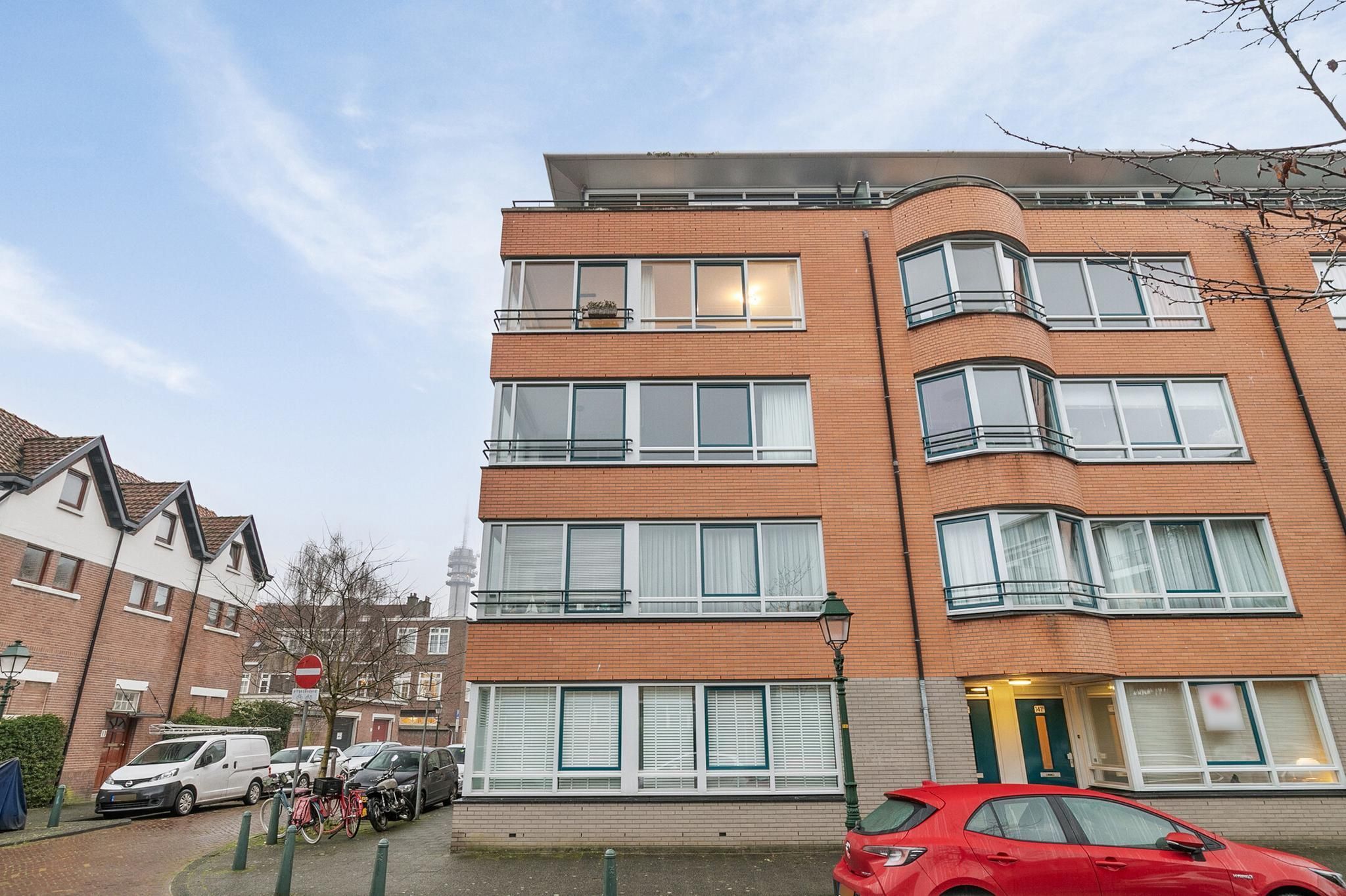 Abraham Patrasstraat 28 Photo 2