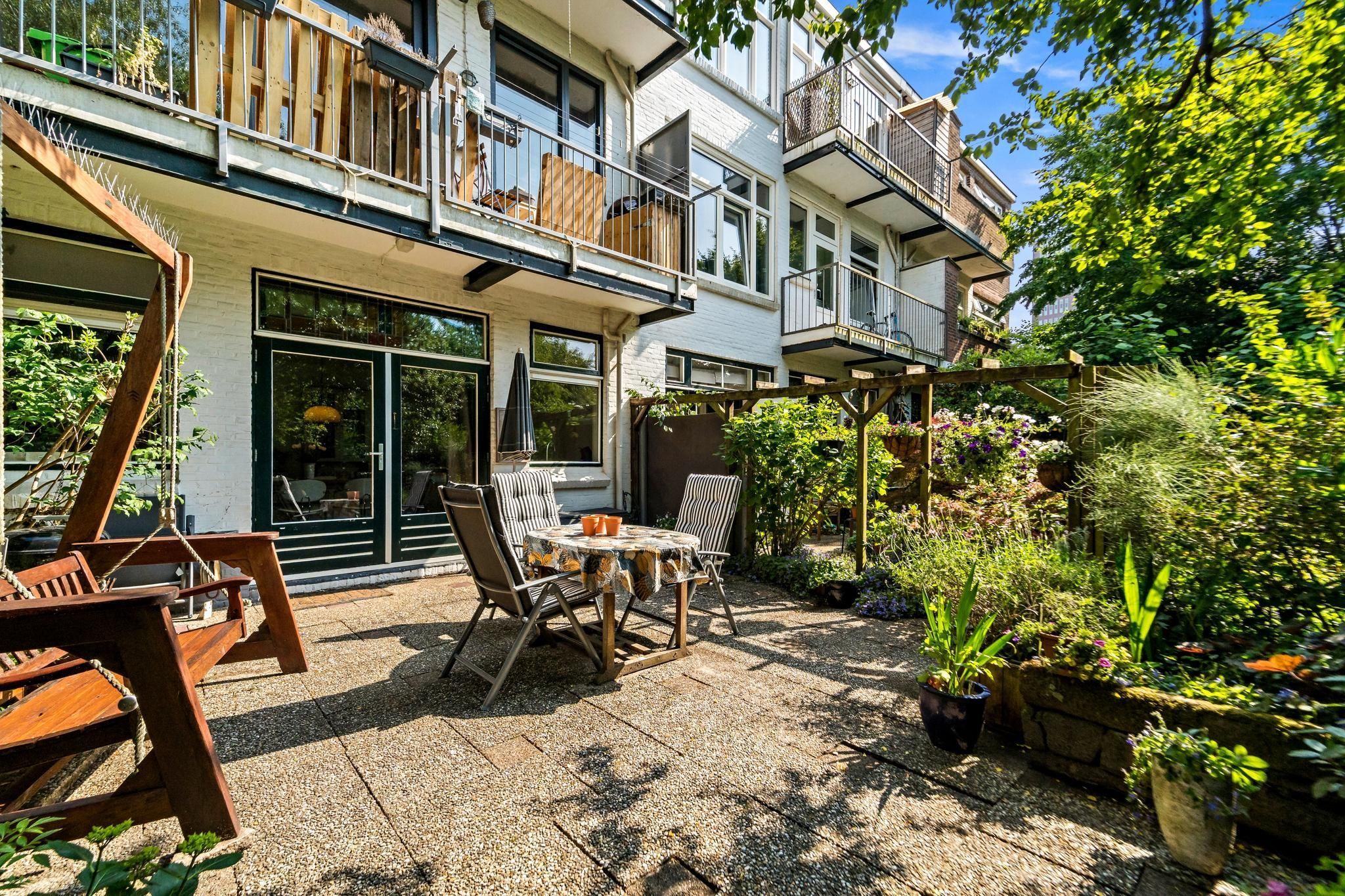Van der Parrastraat 16 Photo 3
