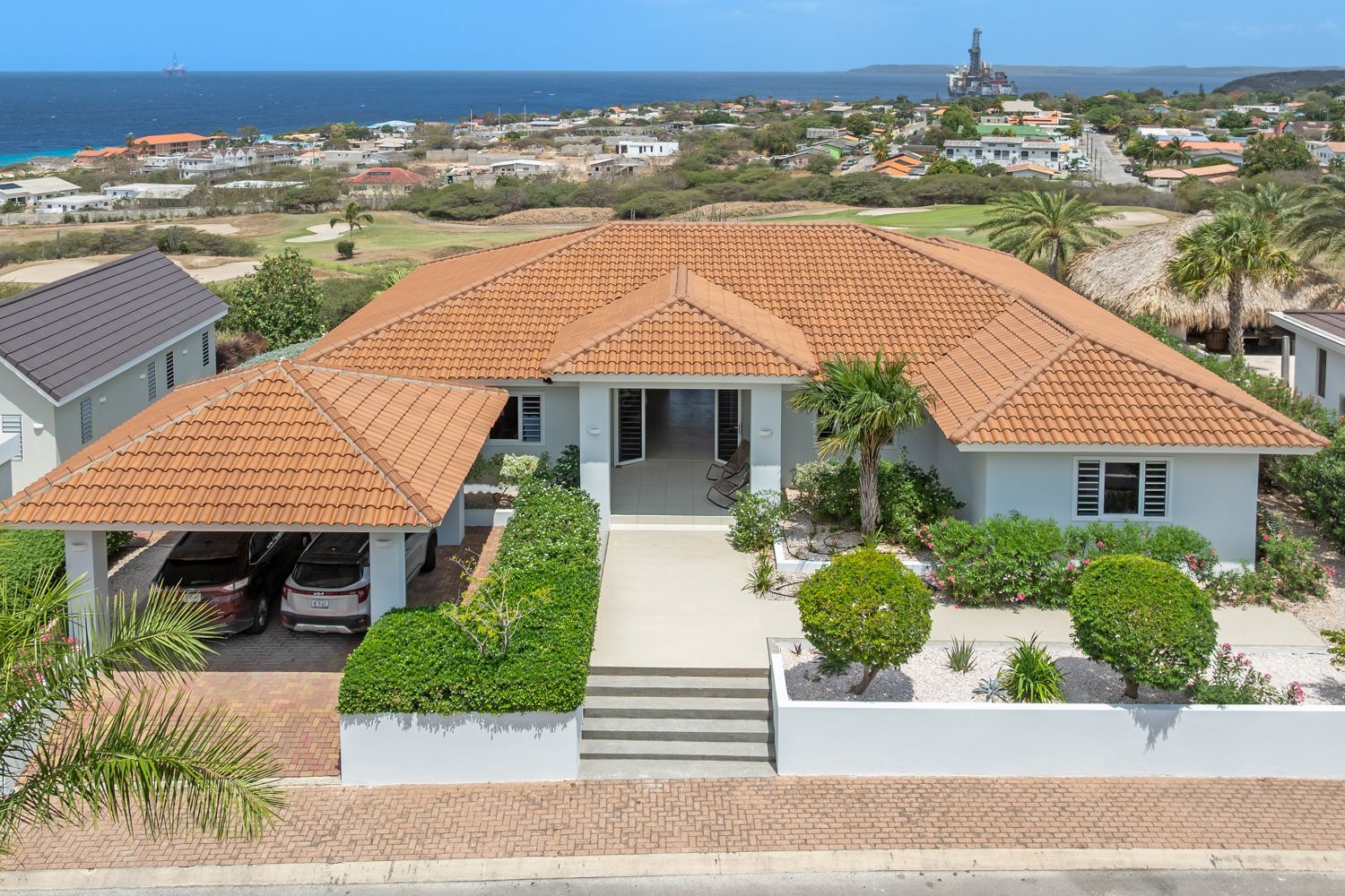 Blue Bay BB03 Photo}