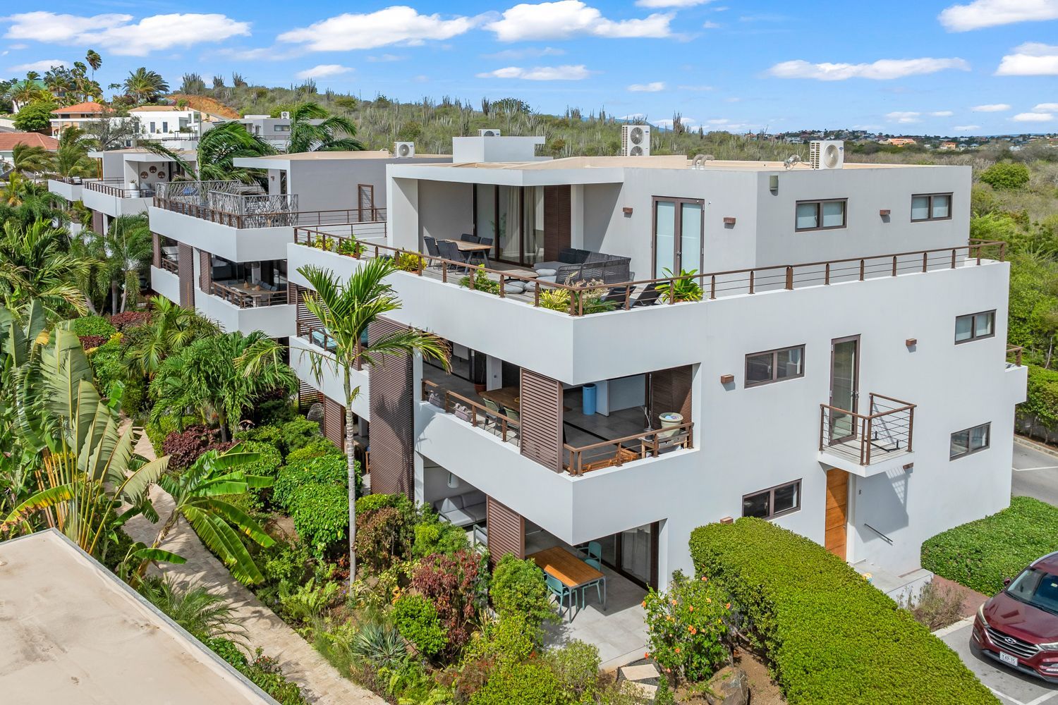 Jan Sofat LXRY Resort Apt  10 Photo}