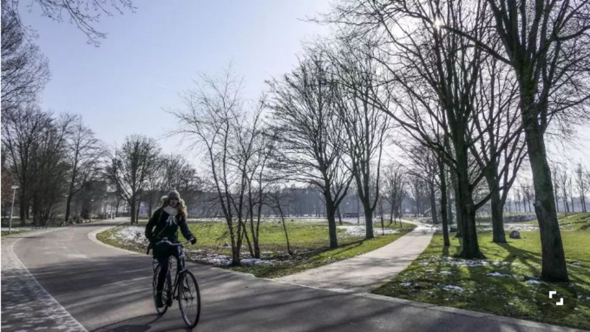 Gemeente Amsterdam steekt ruim 10 miljoen euro in parken en vergroening (BRON: AT5)