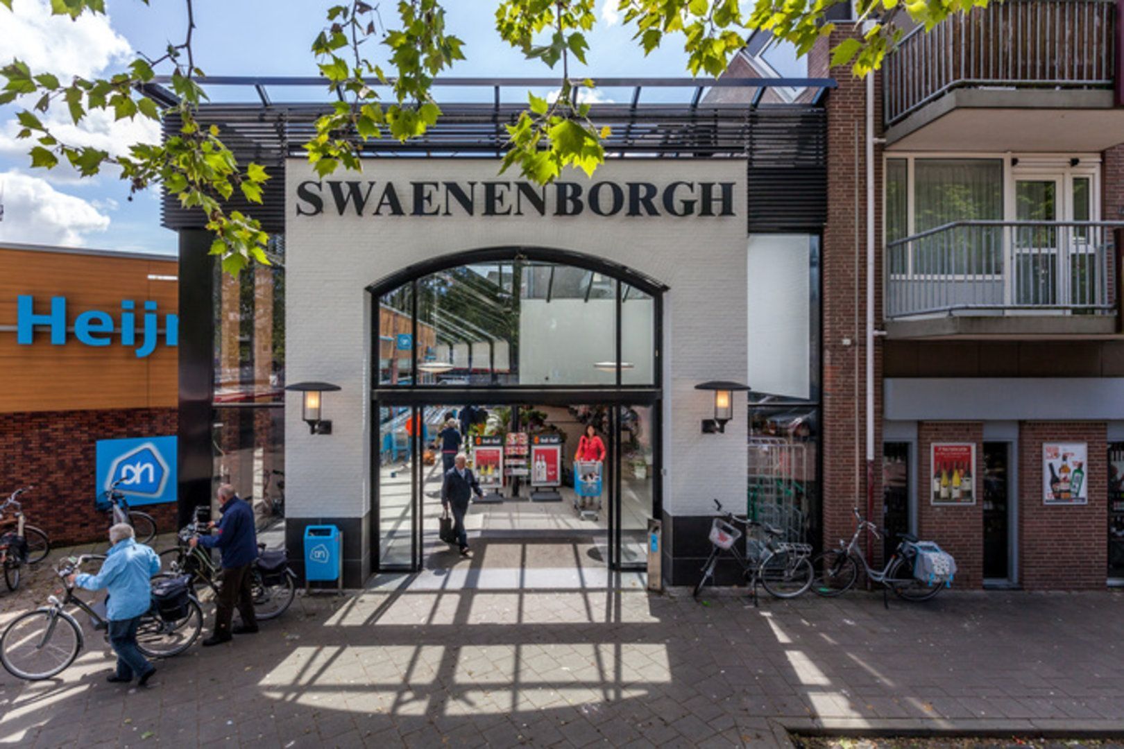 Winkelcentrum De Swaenenborgh image 1