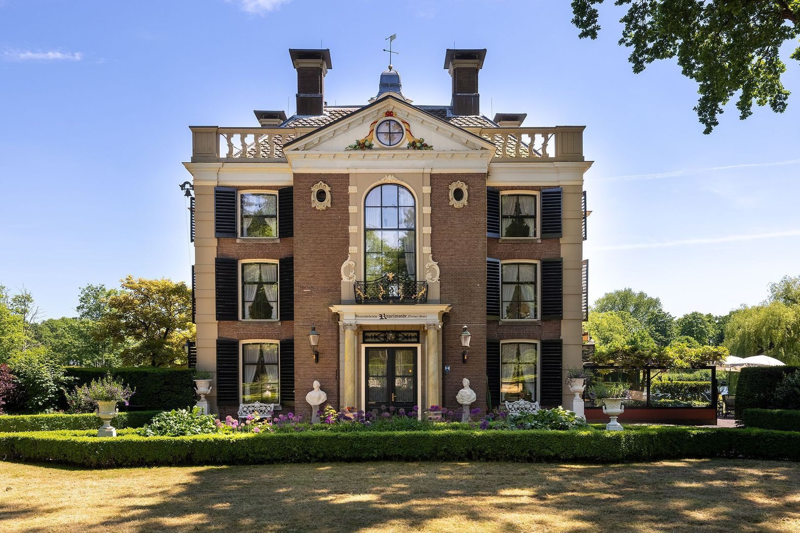 Historisch landgoed aan rivier De Vecht image 1