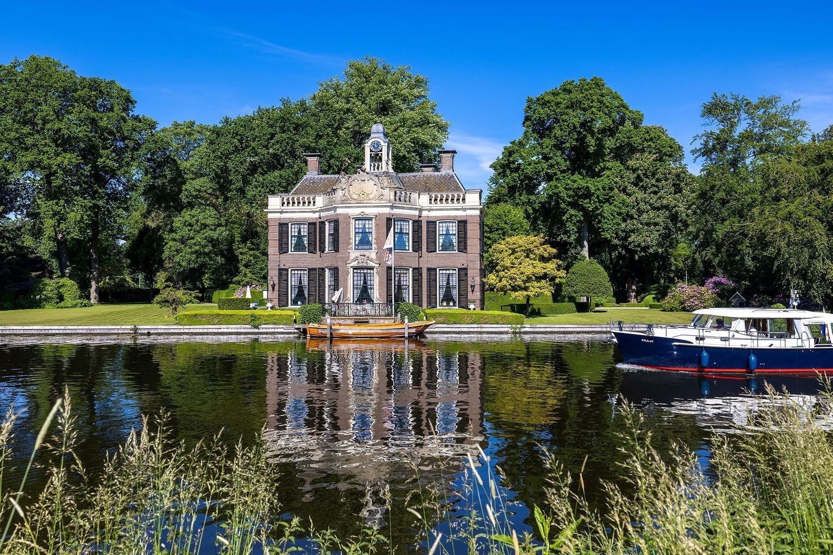 Historisch landgoed aan rivier De Vecht image 1