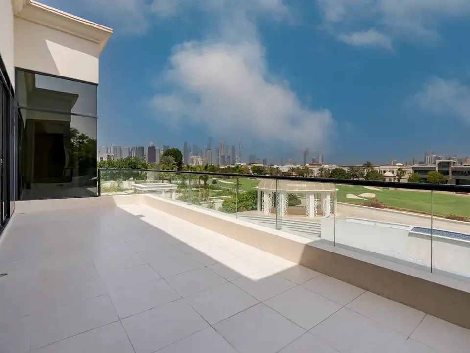 Emirates Hills image thumbs 1
